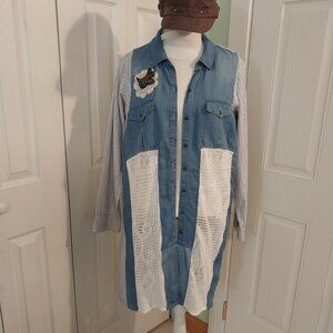 3646 Size XL Upcycled New Directions Lace Trimmed Tunic.